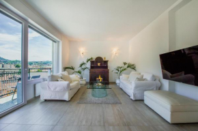 Victoria Apartment